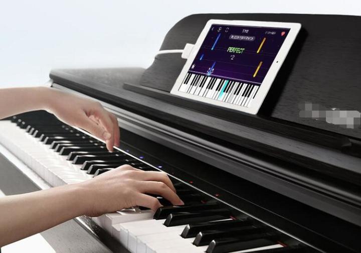 一秒學會彈琴、還可以打游戲、跟鋼琴聊天 | 快樂學琴、快速學琴成真_科技_網